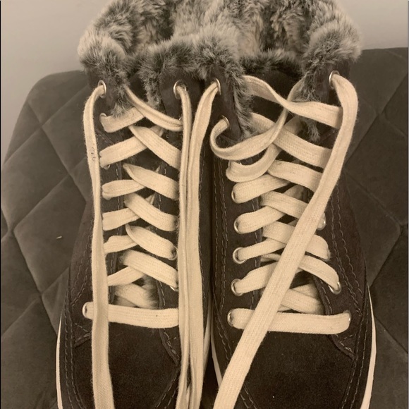 Brand new Dolce vita fur lined suede high tops - Picture 2 of 5